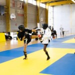 Combattant de sambo en pleine action